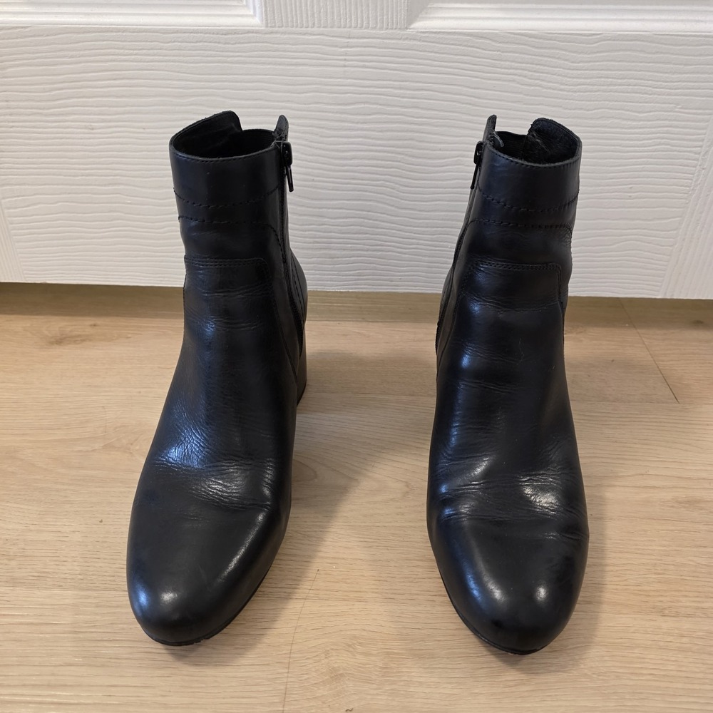 Corso Como Black Leather Block Heel Classic Modern‎ Ankle Boots Size 9.5M - Picture 3 of 11